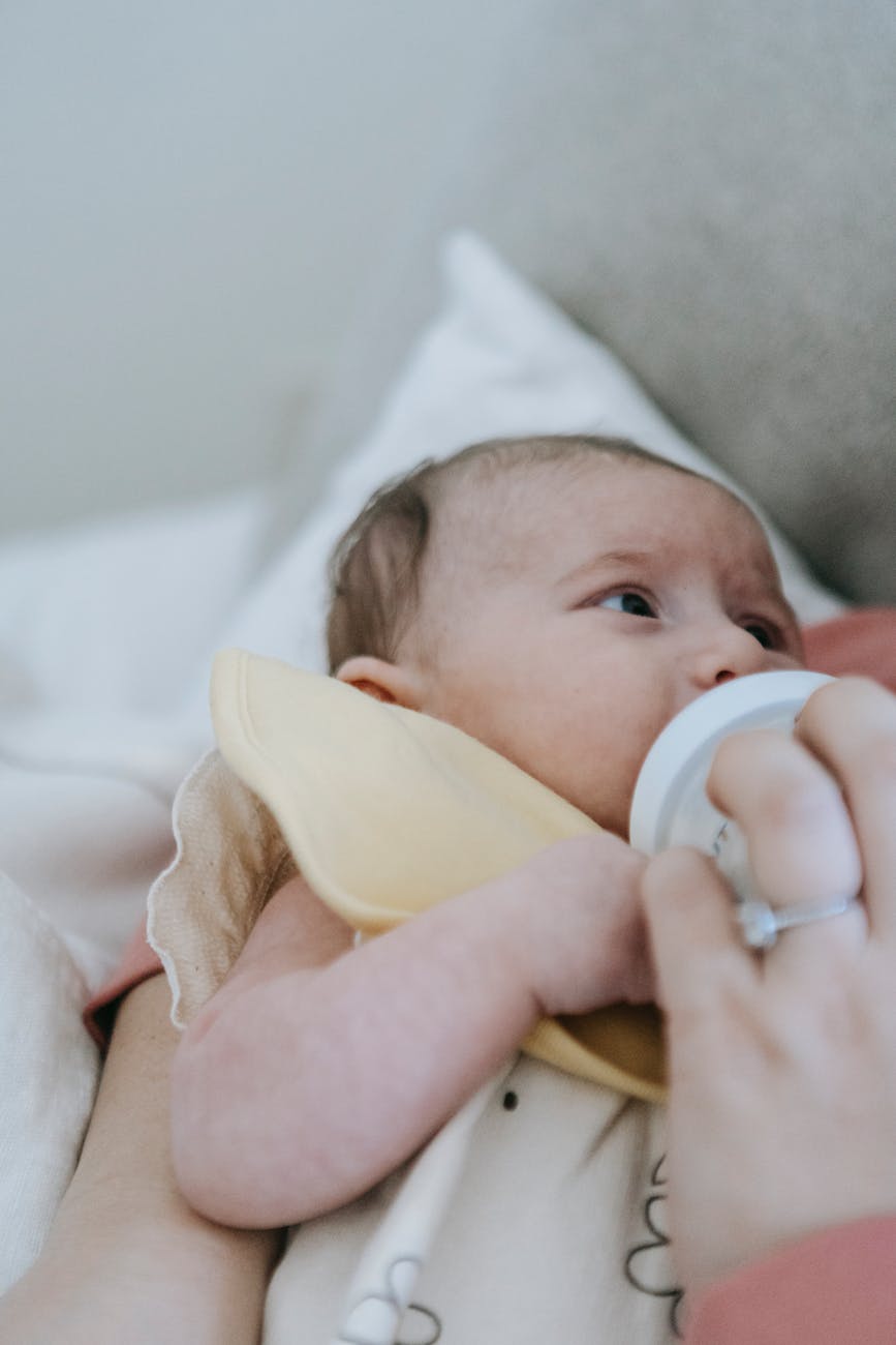 Bottle ideas and baby feeding essentials for the eco-conscious parent